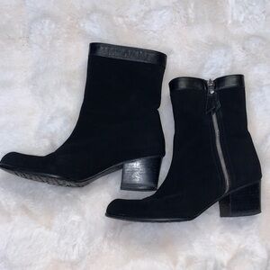 Stuart Weitzman Goreit Gore-Tex Waterproof Black Heeled Black Ankle Boots
